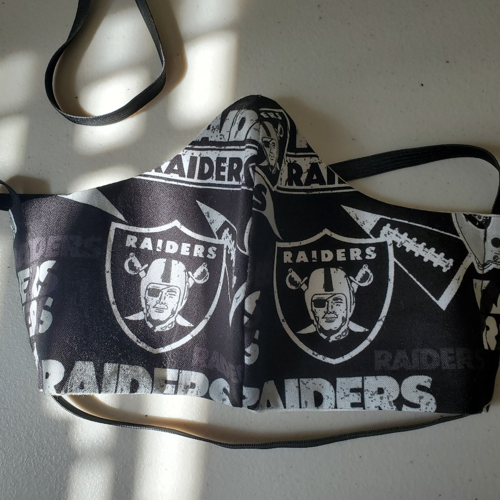 Raiders face mask